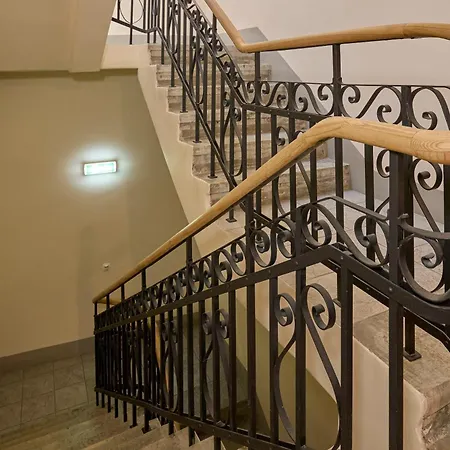 Spacious Old Town With Sauna Apartament Tallin